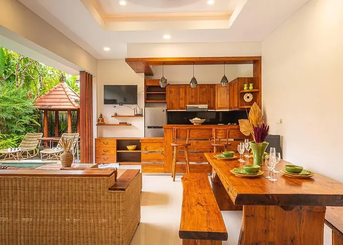 Villa Cozy 2-bed With Pool 5 Mins To Finns Canggu