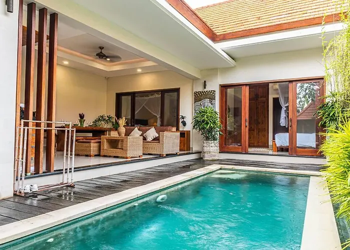 Villa Cozy 2-bed With Pool 5 Mins To Finns Canggu